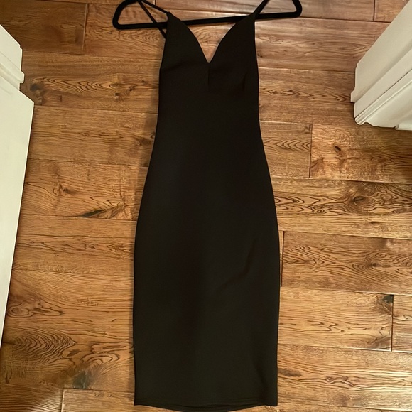 Little black dress - Picture 3 of 3